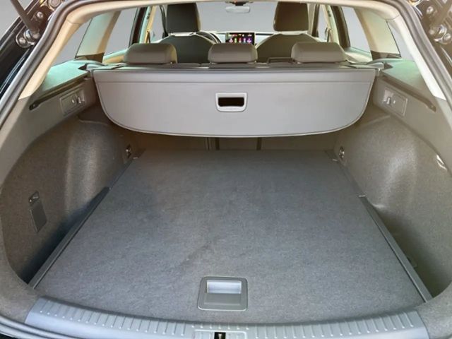 Seat Leon 1.5 eTSI DSG Sportstourer Style