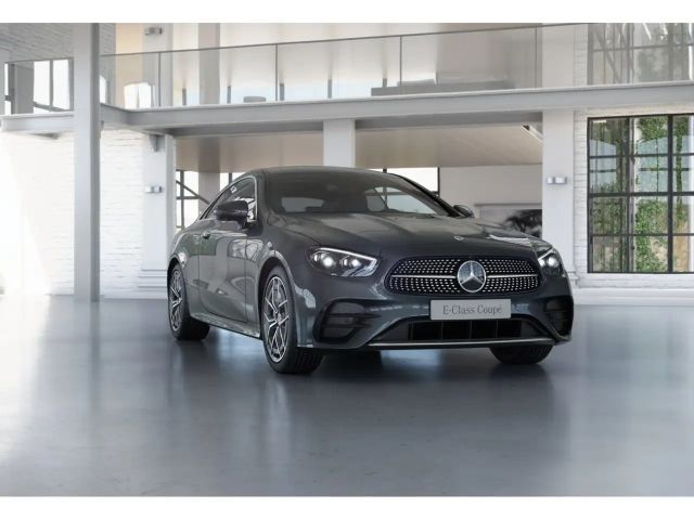 Mercedes-Benz E 220 4MATIC Coupé E 220 d