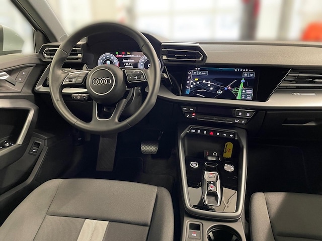 Audi A3 30 TFSI S-Tronic Sedan