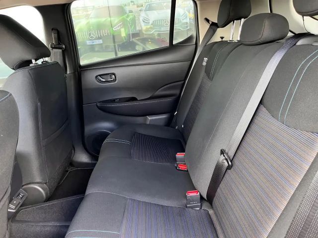 Nissan Leaf Business Edition