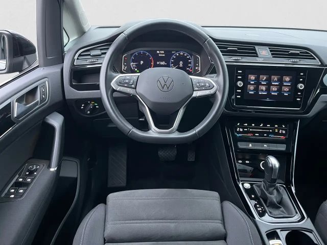 Volkswagen Touran DSG Highline