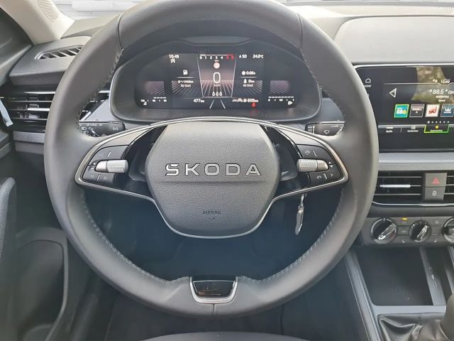 Skoda Scala Essence TSI