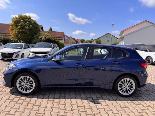 BMW 118 118i Sedan