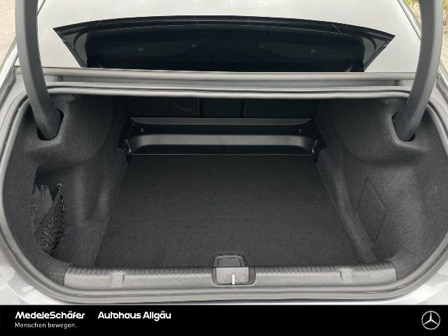 Mercedes-Benz EQE 300 Sedan