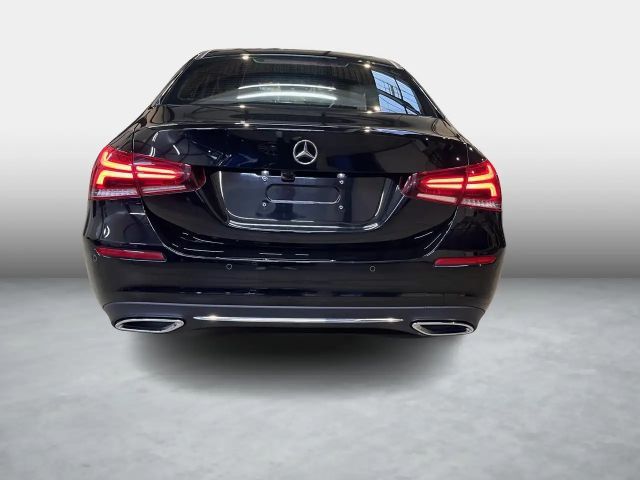 Mercedes-Benz A 180 Business Line