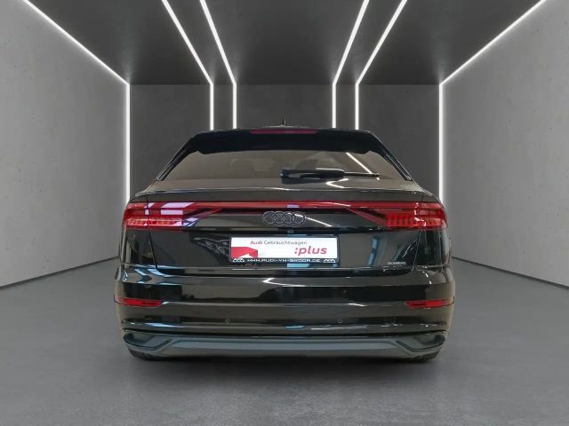 Audi Q8 45 TDI Quattro S-Line