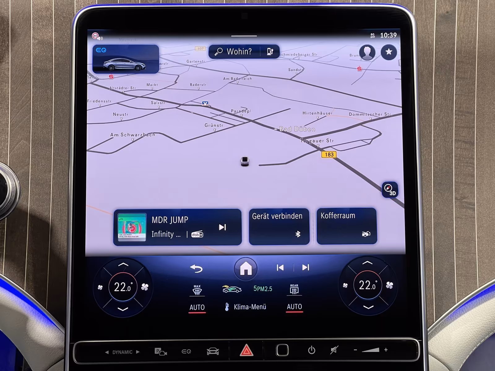 Mercedes-Benz EQE 300 AMG Line Sedan