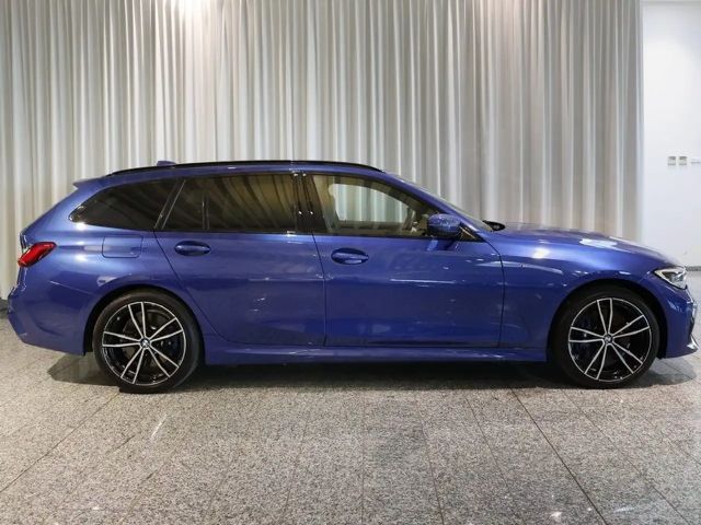 BMW 330 330e M-Sport Touring xDrive