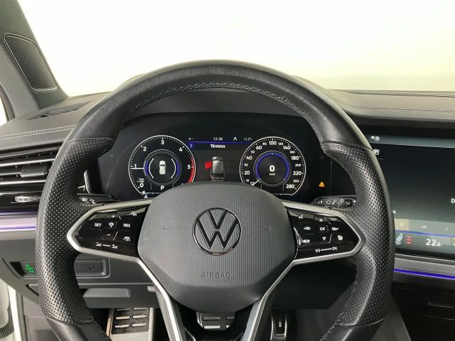 Volkswagen Touareg 4Motion R-Line