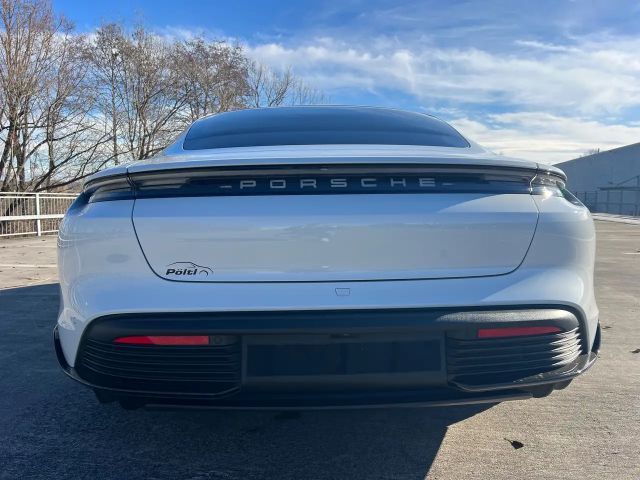 Porsche Taycan Performance Plus