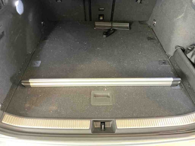 Volkswagen Passat 1.5 eTSI Business