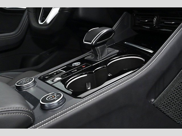 Volkswagen Touareg 4Motion DSG R-Line