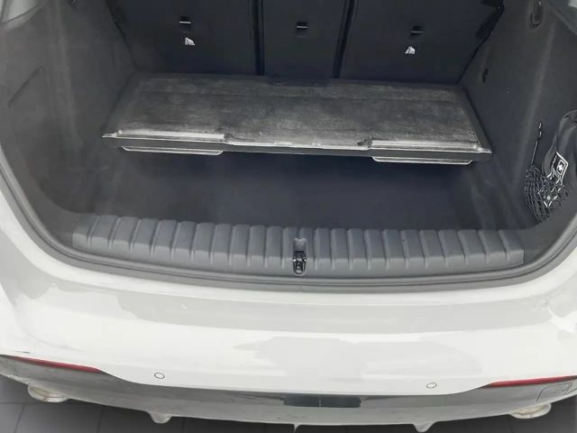 BMW 118 118d M-Sport Sedan