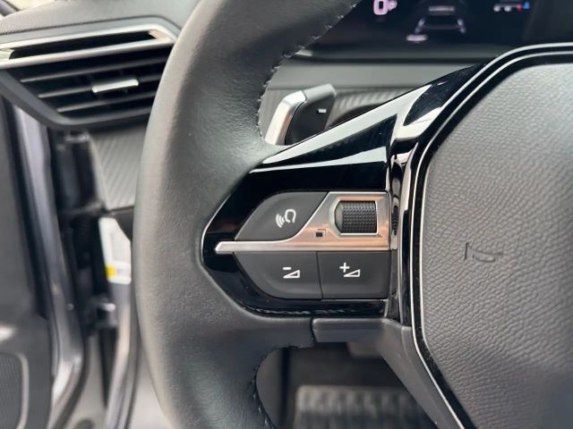 Peugeot 2008 Allure Pack EAT8 PureTech