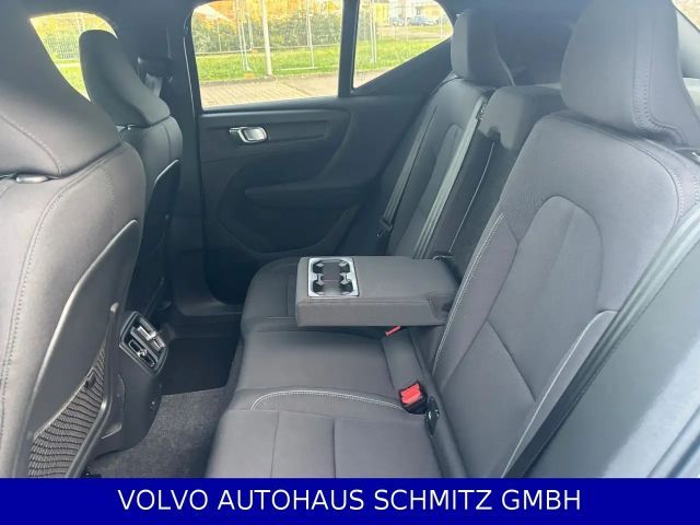 Volvo XC40 AWD Plus Recharge Twin Engine