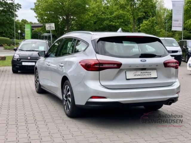 Ford Focus Titanium Wagon