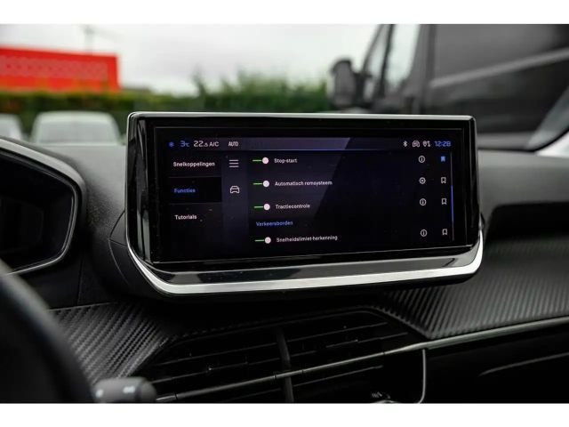 Peugeot 208 100pk MT6 | Camera | Navi. | Parkeers. v&a | Au...