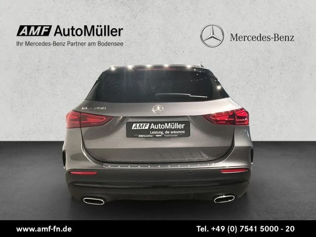 Mercedes-Benz GLA 200 AMG Line