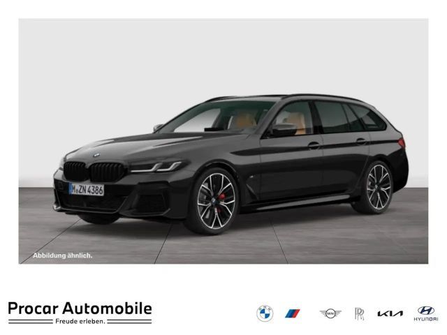 BMW 530 530d M-Sport Touring xDrive
