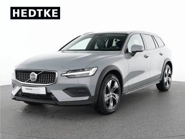 Volvo V60 Cross Country AWD Plus