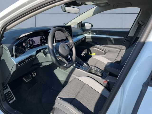 Volkswagen Golf 1.5 eTSI Golf VIII Variant