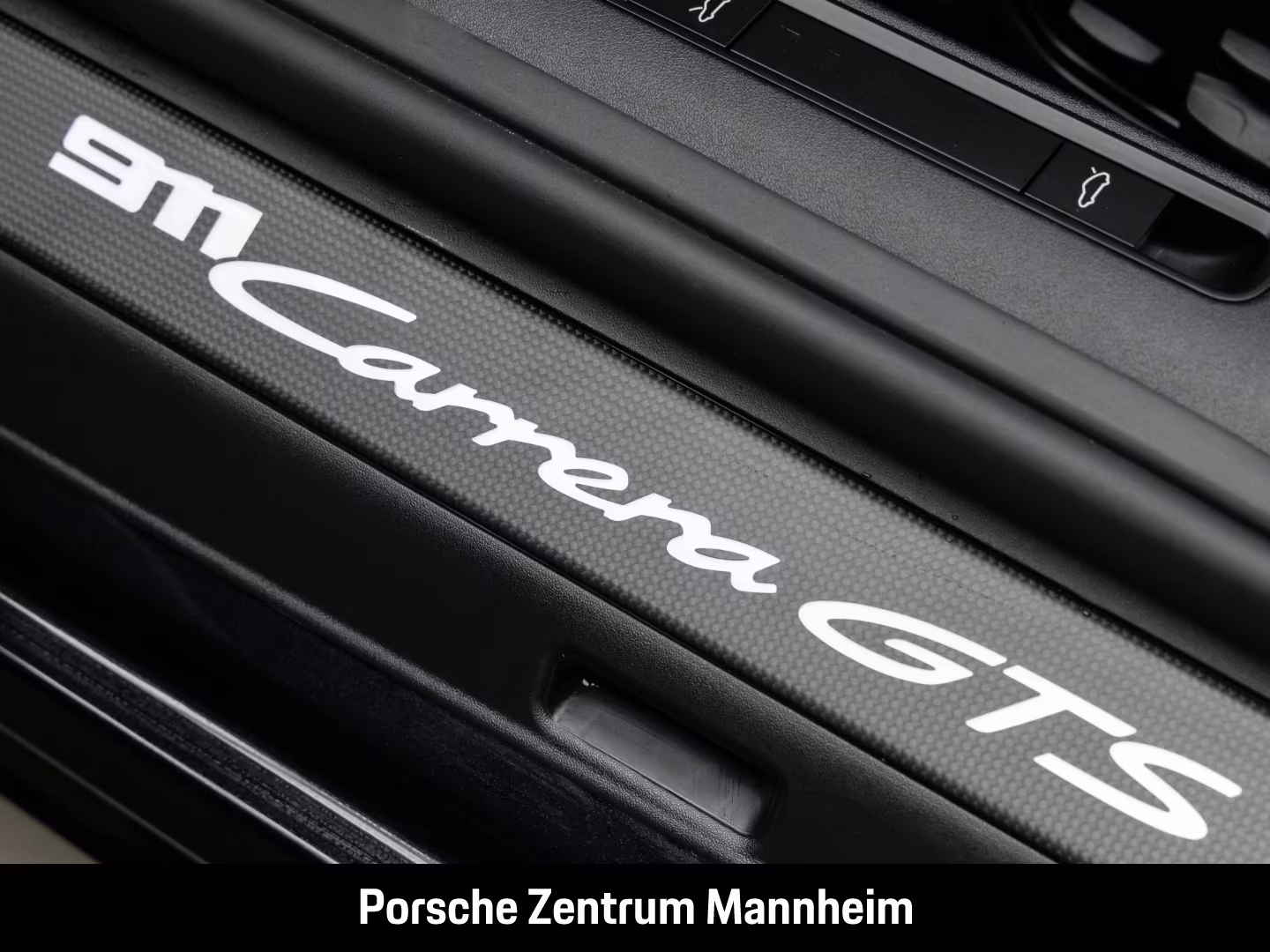 Porsche 911 992 Cabriolet Carrera GTS