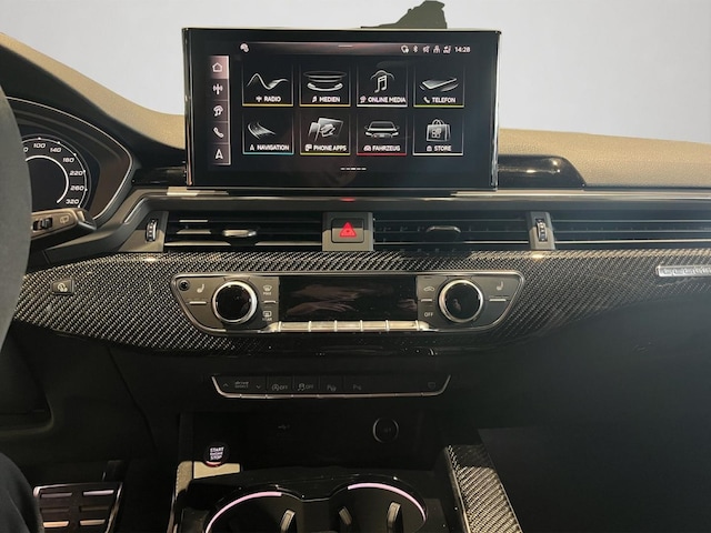 Audi RS4 Avant Quattro