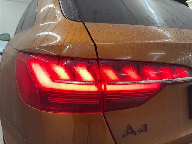 Audi A4 40 TFSI Avant Quattro S-Line S-Tronic