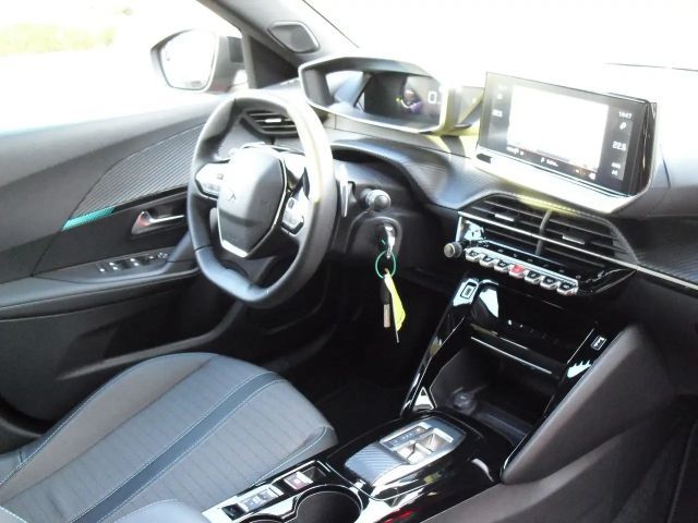 Peugeot 2008 Allure Pack EAT8