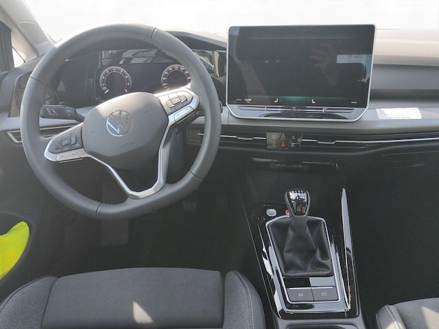 Volkswagen Golf Style