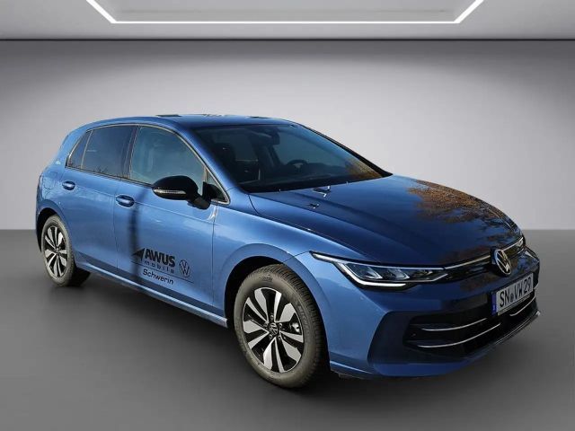 Volkswagen Golf 1.5 eTSI DSG Golf VIII