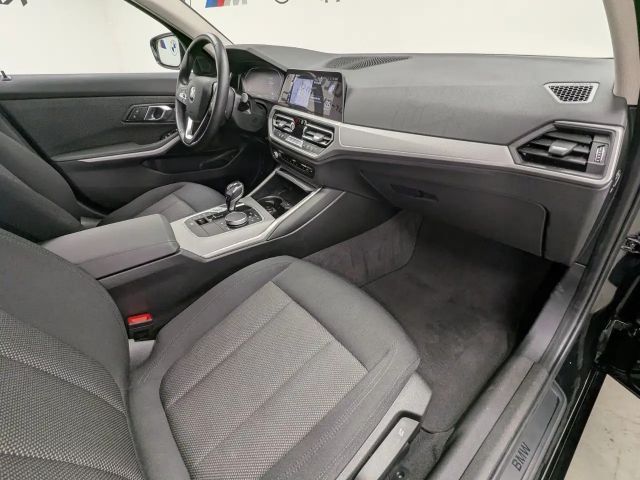 BMW 320 320d Touring