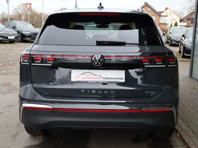 Volkswagen Tiguan 1.5 eTSI Elegance Elegance