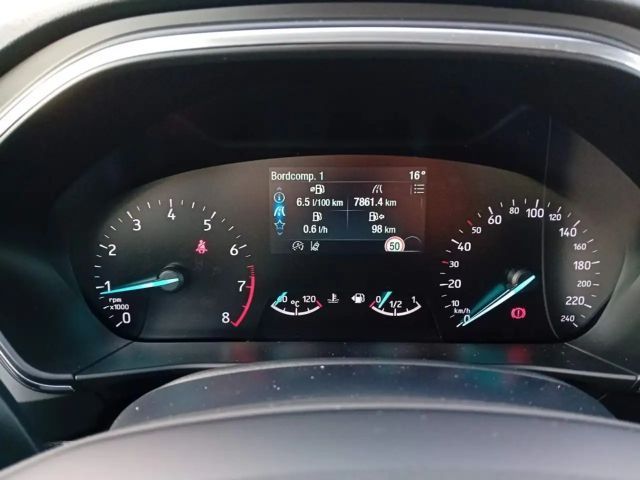 Ford Focus Titanium Wagon