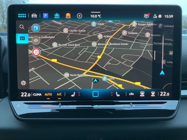 Volkswagen T-Roc 1.5 eTSI DSG R-Line