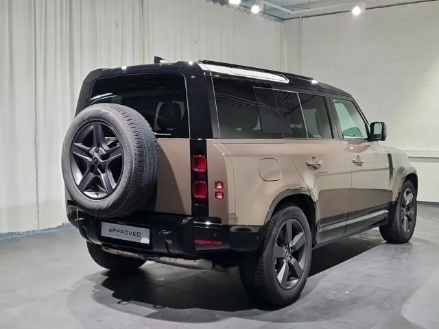 Land Rover Defender 110 D300 Dynamic SE