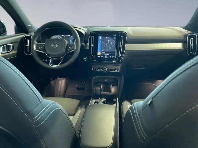 Volvo XC40 Core T5