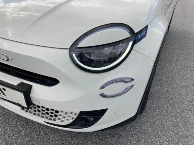 Fiat 600e Hybrid 100