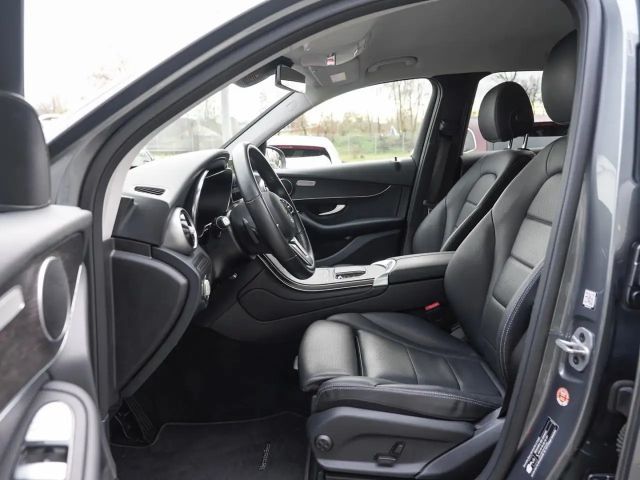 Mercedes-Benz GLC 300 4MATIC