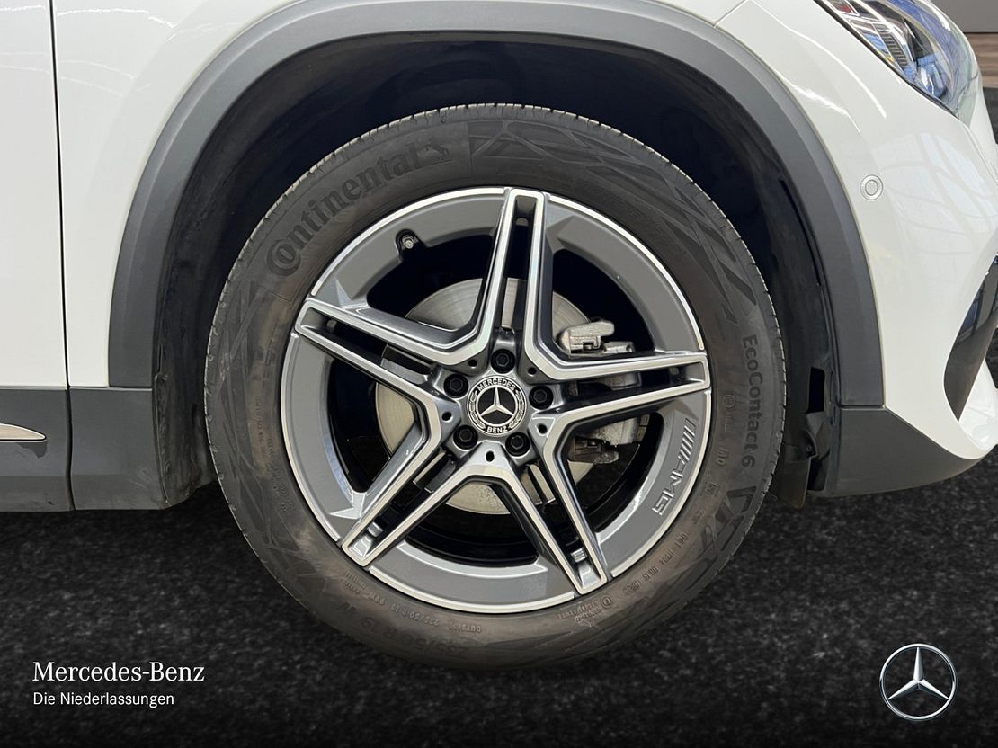 Mercedes-Benz GLA 200 AMG Line