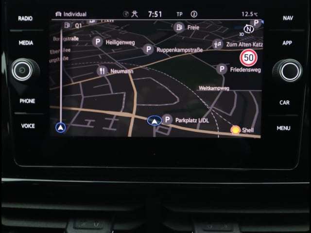 Volkswagen T-Roc T-ROC R-LINE 4MOTION 2.0 TSI DSG (+ACC-RADAR)