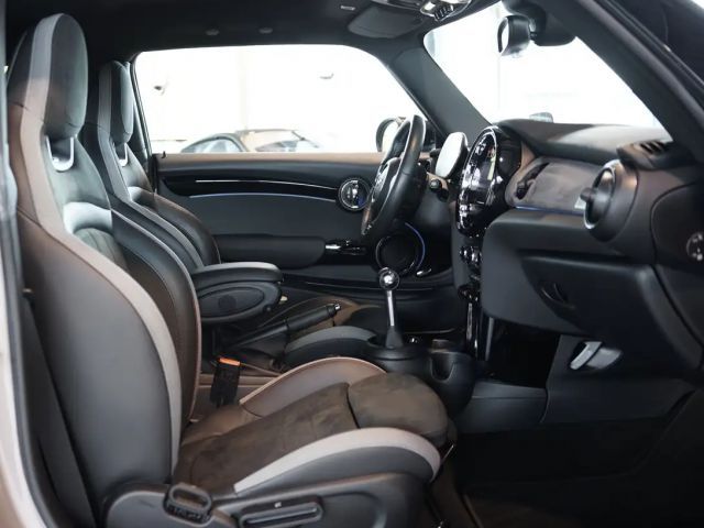 MINI John Cooper Works JCW Trim *2.H *Navi *ACC *Kam