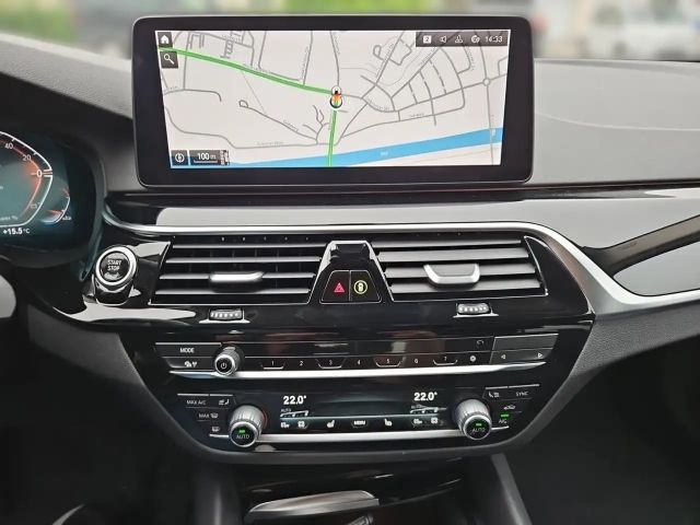 BMW 530 530d Business Line Sedan xDrive