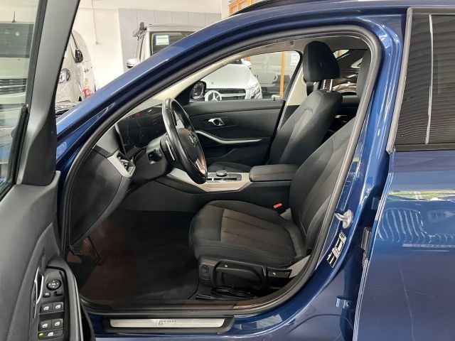 BMW 318 318d Touring