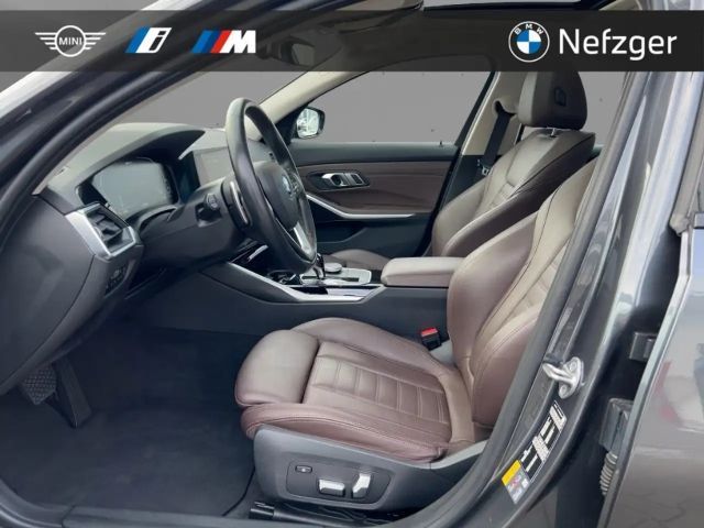 BMW 330 330e Sedan Sport Line xDrive
