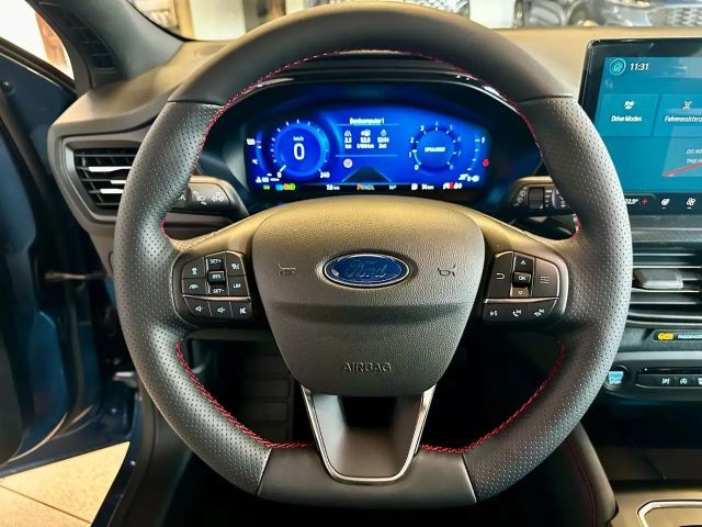 Ford Focus ST Line Wagon