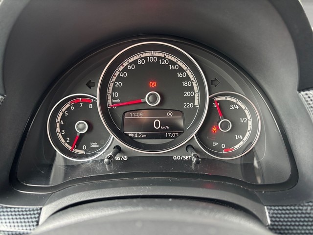 Volkswagen up! Move Move up!