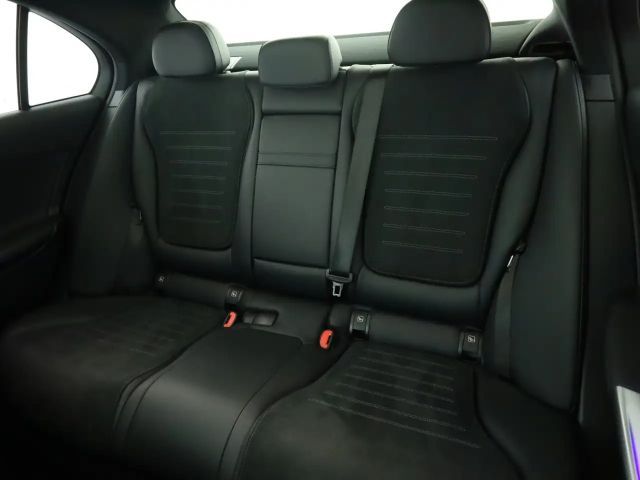 Mercedes-Benz C 300 AMG Line Sedan