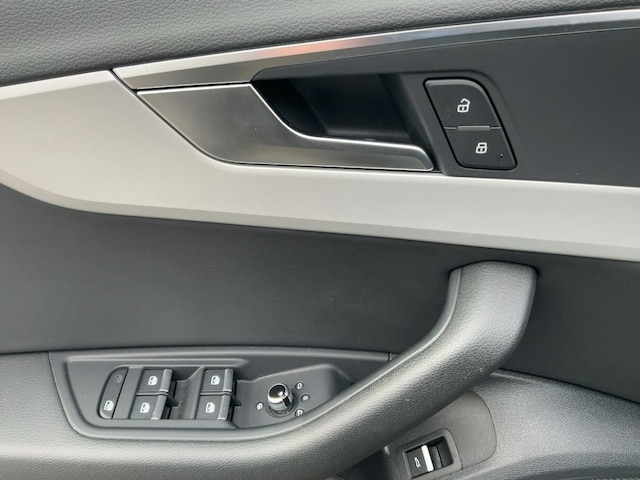 Audi A4 35 TFSI Avant S-Tronic