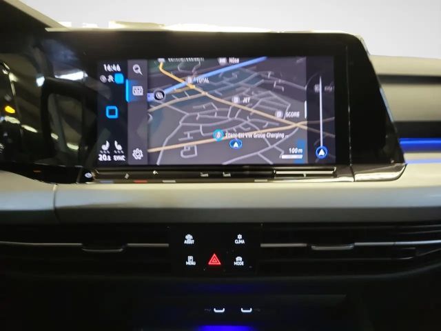 Volkswagen Golf 2.0 TDI DSG Life Variant